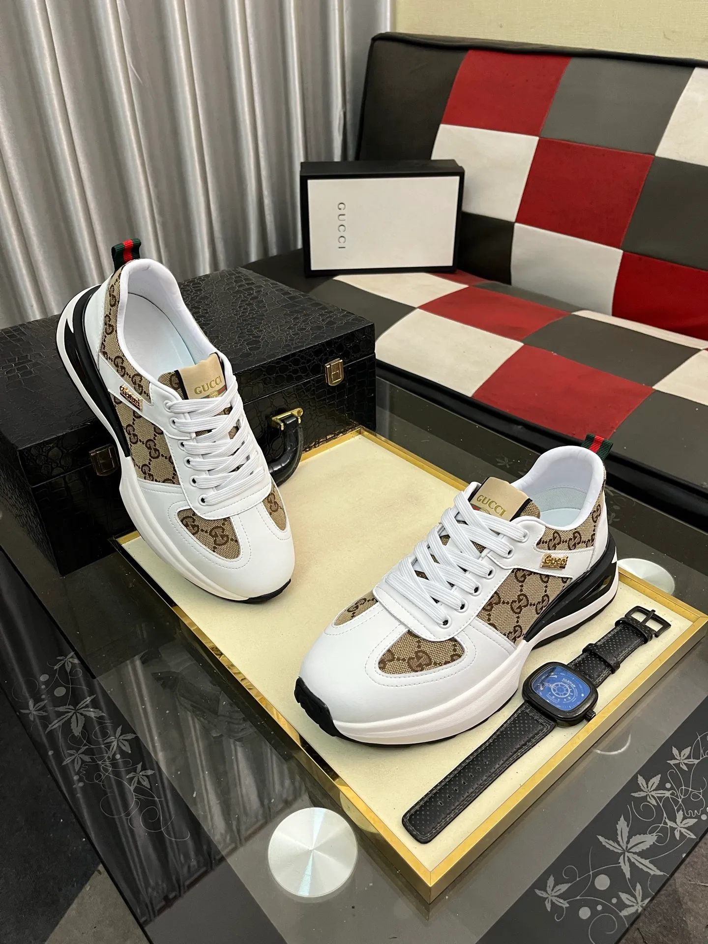 Men's Men's Shoes💰458⌚️⌚️[GUCCI] Gucci men's casual shoes are absolutely popular🔥The ultimate matching item for trendy men! The charm of super texture is irresistible, the main recommendation, the flower leather color is bright! The upper is made of high-quality brand printed fabric with cowhide, breathable leather lining and wear-resistant rubber sole, noble and elegant! Extremely comfortable🎁🎁You can be as handsome as you want💪 38-444️⃣colors available
